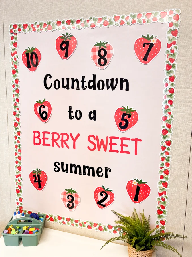 Strawberry Patch Accent