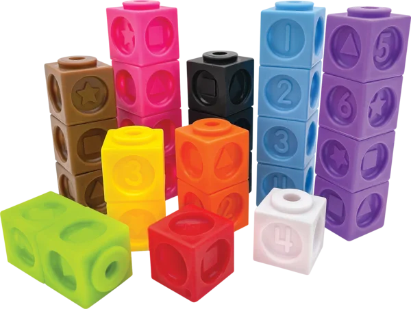 NUMBERS AND SHAPES CONNECTING CUBES