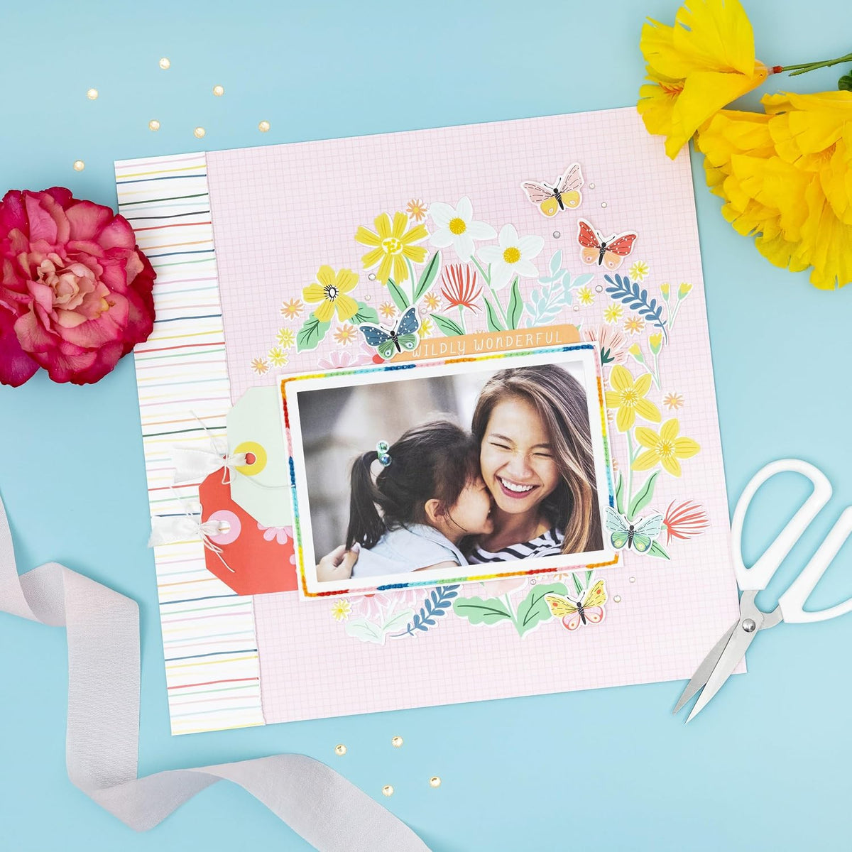 Pocket Full of Flowers Cardstock – imagen 4 - JA Riollano