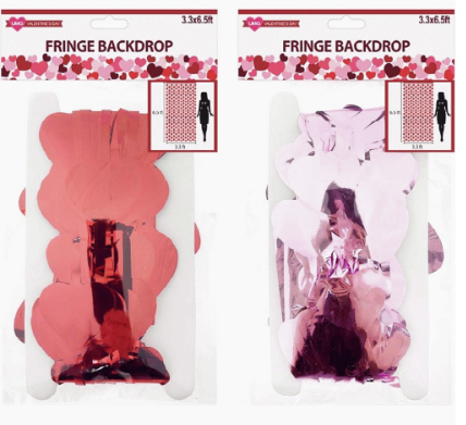 VALENTINE FRINGE CURTAIN W/ HEARTS