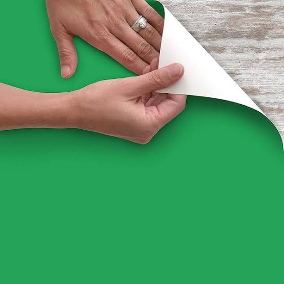 Contact Paper Solid Green 18" X 3 Yards – imagen 3 - JA Riollano