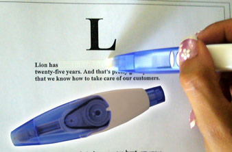 Click-N- Refillable Correction Tape Lion