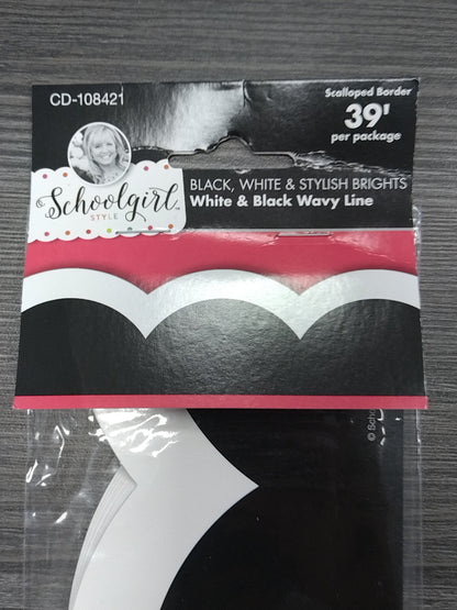 WHITE & BLACK WAVY LINE SCALLOPED BORDERS